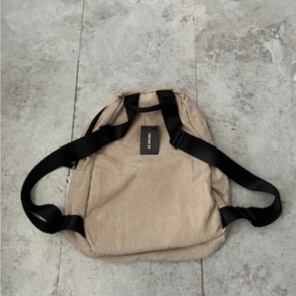 Forever 21 backpack - Picture 3 of 8